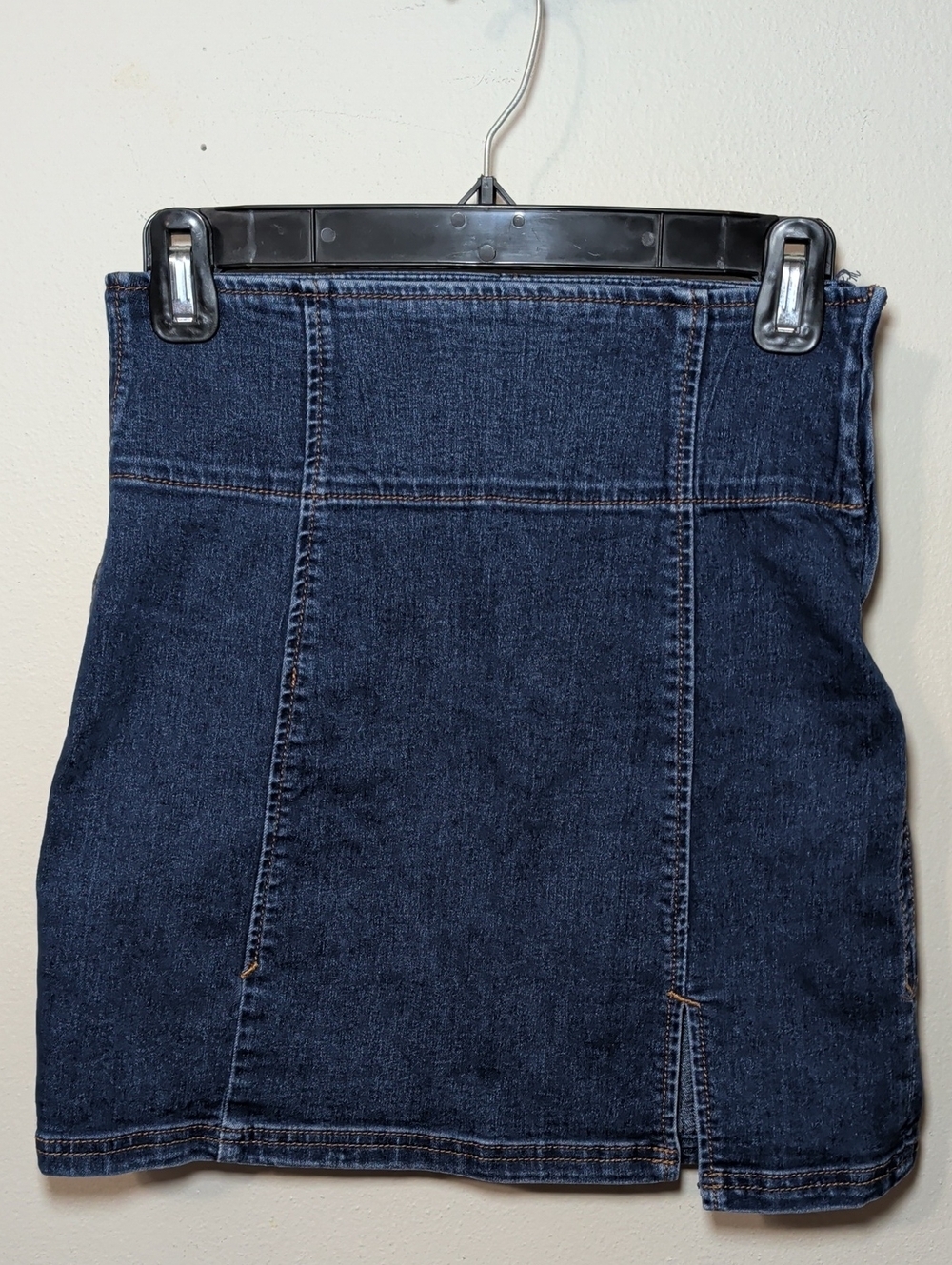 Free People Denim Mini Skirt Dark Wash Stretch Side Slit Women's Size 2